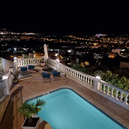 T2 Dolce Avec Piscine Et Vue Gæstehus Mandelieu